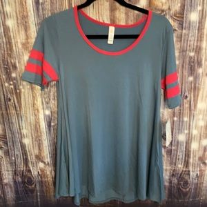 NWT Lularoe perfect tee size XS